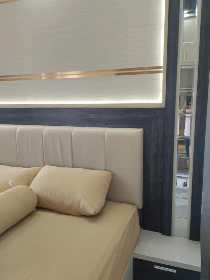 Amartha View Apartement Tambakaji Exterior photo
